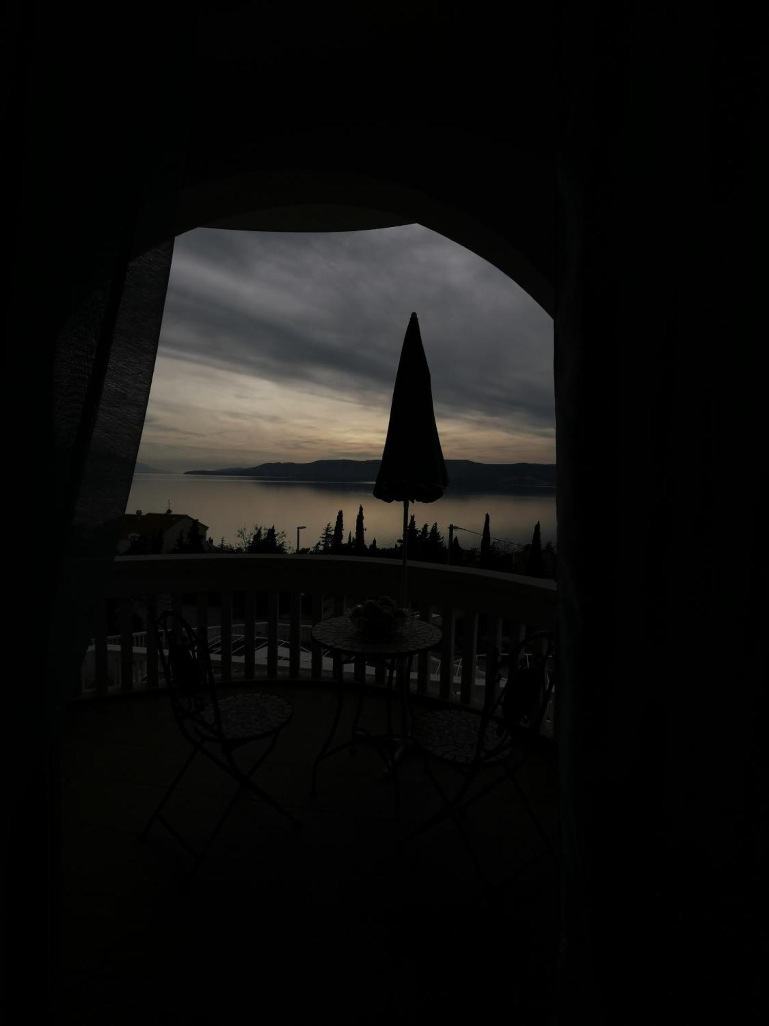 Villa Bellevue ノヴィ・ヴィノドロスキー エクステリア 写真